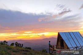 Wisata Bukit Sepancong dan Hutan Anggrek Bengkayang dibuka kembali