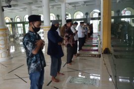 Jamaah Masjid Nurul Falah Agam laksanakan shalat gerhana matahari