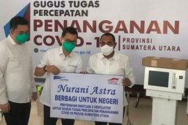 Setelah mendonasikan 10.000 paket sembako, Astra Financial dan Grup Astra Medan serahkan dua ventilator untuk Sumut