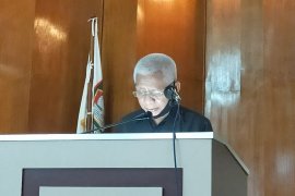 Bupati jawab pandangan umum fraksi DPRD tentang PAD Asahan yang turun