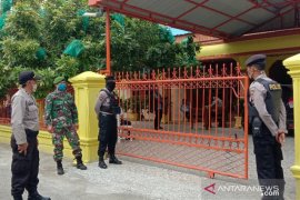 Pelempar diduga bom molotov rumah pejabat Aceh terekam CCTV