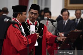 Hakim MK tekankan putusan tak dipengaruhi lembaga pengaju
