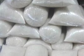 Harga gula pasir di Makassar bervariasi meski pabrik lokal mulai produksi