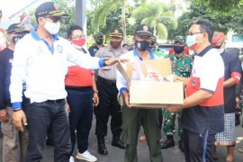 Di Pasar Galiran, Posko Terpadu Bali awasi penerapan protokol kesehatan