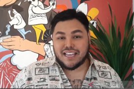 Desainer Ivan Gunawan ajak 4.000 warga ikut Vaksin Merdeka di Tambora