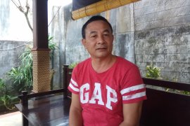 Gede Dana, anak petani yang terjun ke dunia politik