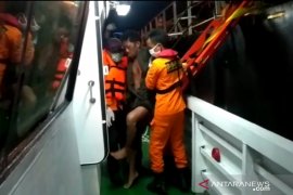 Kapal China selamatkan 7 WNI di Laut Natuna