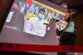 Mantan Menpora Imam Nahrawi kecewa atas putusan hakim