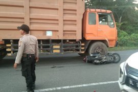 Terlindas Truck seorang remaja asal Meulaboh meninggal dunia di Aceh Jaya
