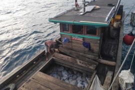 Pasir timah muatan Terang Bulan IV diduga dari Belitung