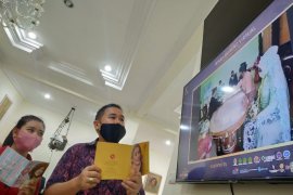 Viva kosmetik resmi luncurkan retinol serum dengan formula yang lembut