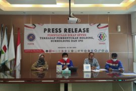 Serikat Pekerja Pertamina tolak Holding perusahaan