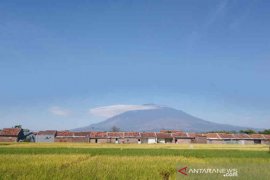 TNGC masih tutup pendakian puncak Gunung Ciremai