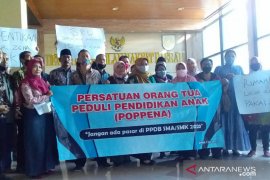 Ada dugaan manipulasi data PPDB, wali murid mengadu ke DPRD Jember