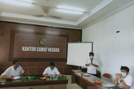 Jembrana isolasi banjar di Desa Kaliakah akibat transmisi lokal COVID-19