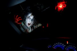 Rumah hantu dengan konsep "drive-in" di Tokyo