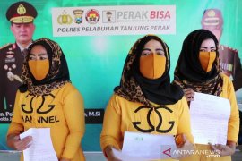 Emak-emak "Tik-tok" di Jembatan Suramadu mengaku khilaf (Video)