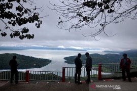 Kaldera Toba jadi Global Geopark, standar kebersihan harus dijaga