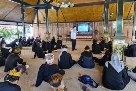 75 pemandu wisata Banyuwangi peroleh pelatihan protokol kesehatan