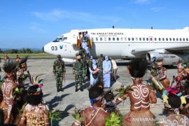Pangkoopsau III minta Lanud Silas Papare pertahankan etos kerja