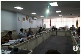 Komisi I DPRD Lampung minta Pelindo selesaikan tuntutan petani kerapu