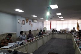 Komisi I DPRD Lampung minta Pelindo selesaikan kerugian petani kerapu