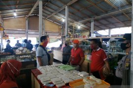 Masuki Normal Baru, Tim Disperindag Bali tinjau Pasar Umum Gianyar