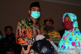 Pemkab Bangka Barat salurkan bantuan jaring pengaman sosial di tiga desa