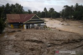 Banjir bandang di Masamba Page 2 Small