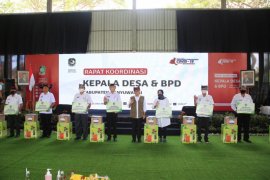 Era adaptasi kebiasaan baru, Bupati Banyuwangi ingatkan seluruh pemangku kepentingan tetap waspada
