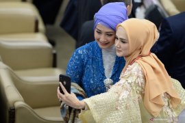 Dituduh tak becus kerja, Mulan Jameela mundur dari anggota DPR RI?