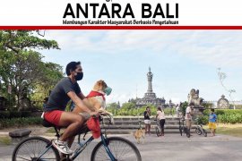 GUGUS TUGAS DENPASAR EDUKASI TATANAN ERA BARU KE MASYARAKAT