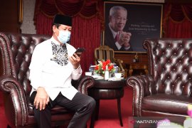 Pelaksana Tugas Gubernur Kepri minta restu warga di Karimun maju pilgub