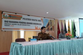 Mahasiswa IAIN Palu  asah keterampilan menulis berita