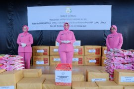 Bhayangkari Polda Sulsel kirim kebutuhan pokok ke Masamba Luwu Utara