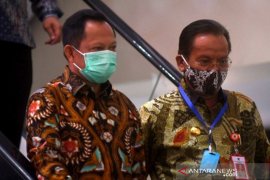 Mendagri bahas persiapan pilkada serentak di Sulteng Page 1 Small