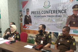 Kejati Riau duga ada pengalihan isu kasus pengunduran massal kepala sekolah