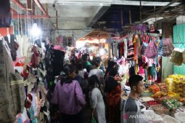 Kepatuhan warga Sibolga akan protokoler COVID-19 sangat rendah