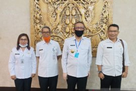 Dinas Koperasi dan UMKM Kalbar sediakan "crisis center" dampingi pelaku usaha