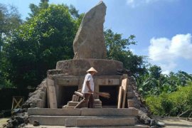 Pemkab Kuningan klarifikasi terkait  IMB makam tokoh Sunda Wiwitan