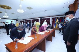 Pelantikan dan Serah Terima Jabatan di Universitas Pancasila terapkan protokol kesehatan