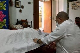 Ibunda Ketua DPD RI La Nyalla Mattalitti wafat