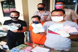 Polsek Banjarmasin Barat ungkap peredaran uang palsu