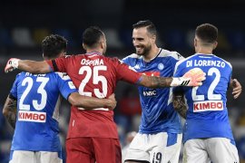 Wah, empat gol Sassuolo dianulir saat Napoli menang 2-0