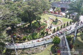 Polisi Bangka Barat bantu promosikan objek wisata Menumbing