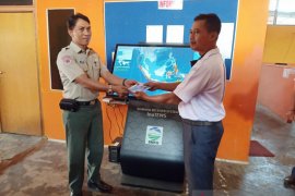 Pemkab Agam terima alat pendeteksi gempa dari BMKG Padang Panjang