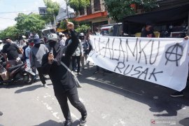 Demonstrasi Tolak Penambangan Pasir Ilegal