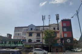 Tamu hotel lupa tutup tirai dan aksi mesum jadi tontonan warga, Satpol PP panggil pengelola