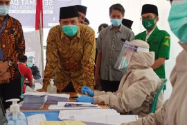 Kalangan industri Mojokerto lakukan tes cepat mandiri