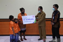 Bupati  dorong warga Kupang  jadi peserta Jamsostek